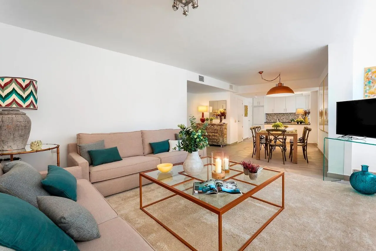 Apartment Genteel Home Plaza De Las Flores Malaga Spain